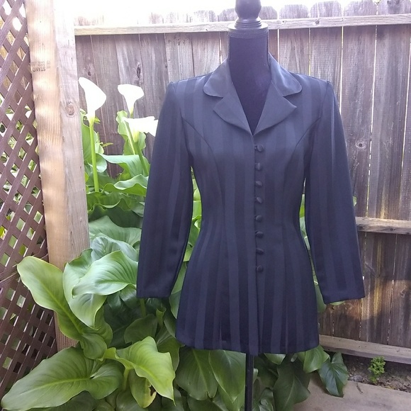 Amazing Vintage 90s jacket - Picture 3 of 8